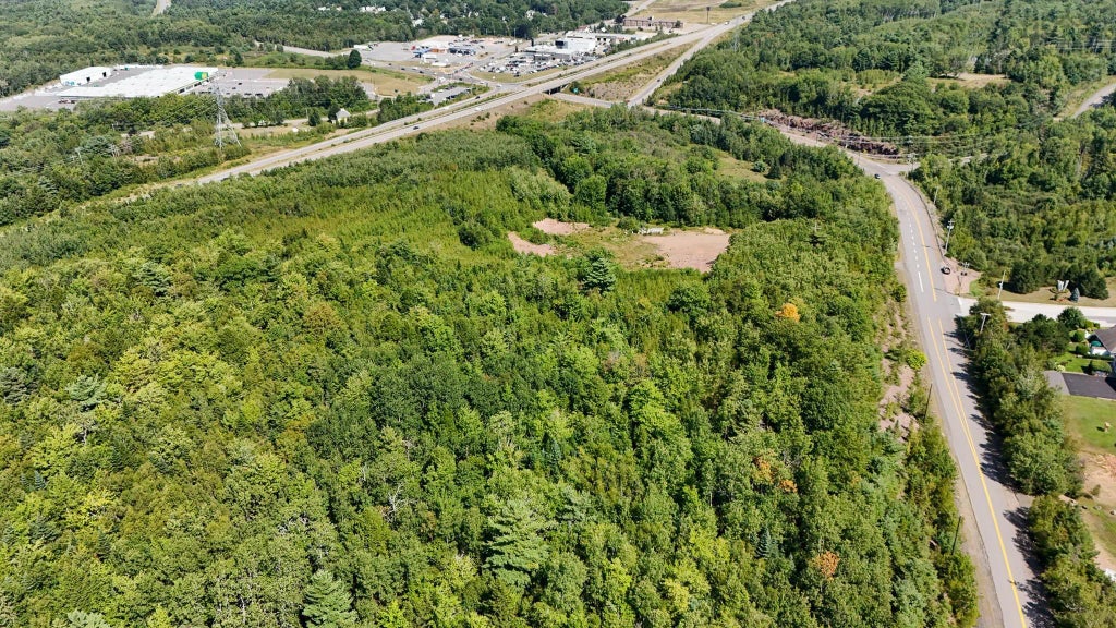 Lots New Canaan Road, Canaan