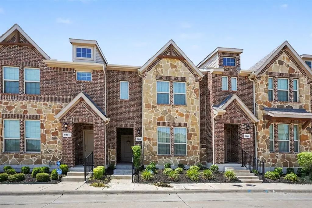 2217 Steer Creek Place, Mesquite