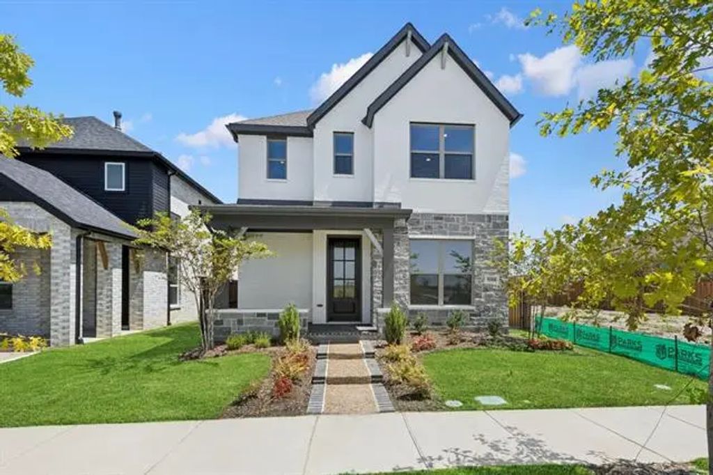 9504 Dahlia Boulevard, Mesquite