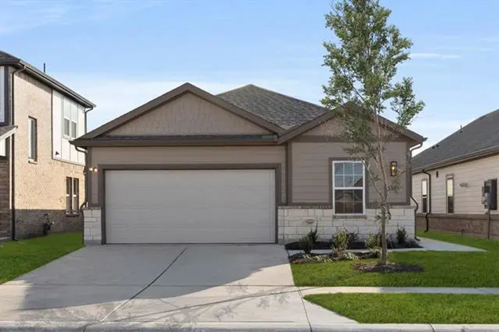 7317 Autumn Hill Drive, Denton