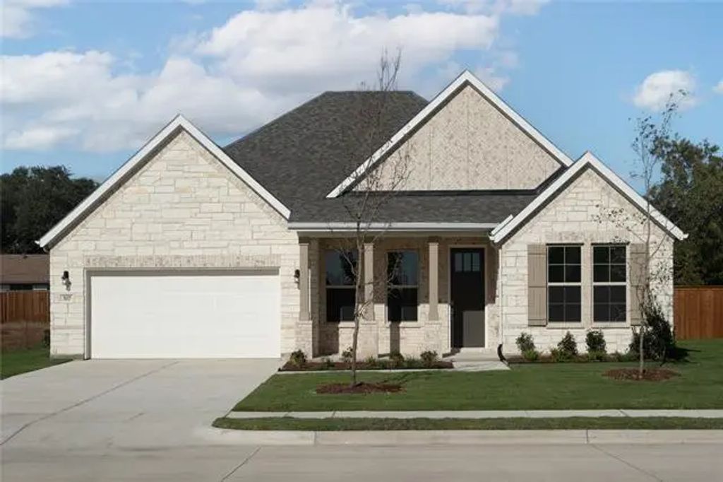307 Symphony Avenue, Forney