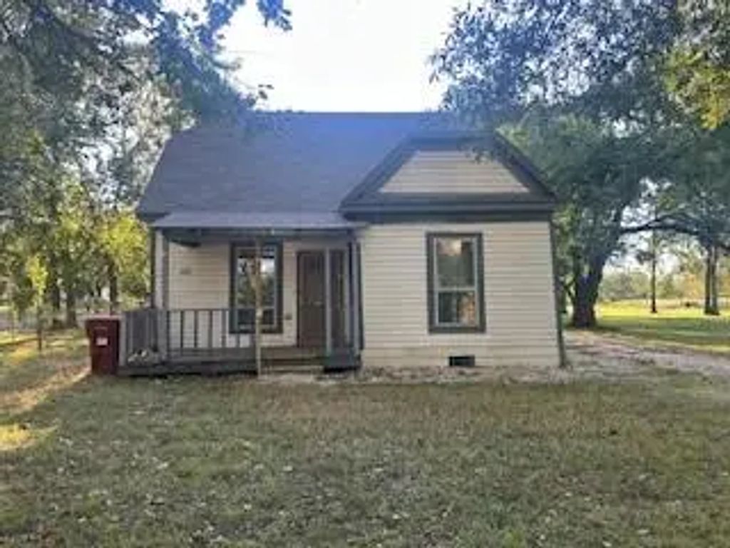 503 Braz Street, Bonham