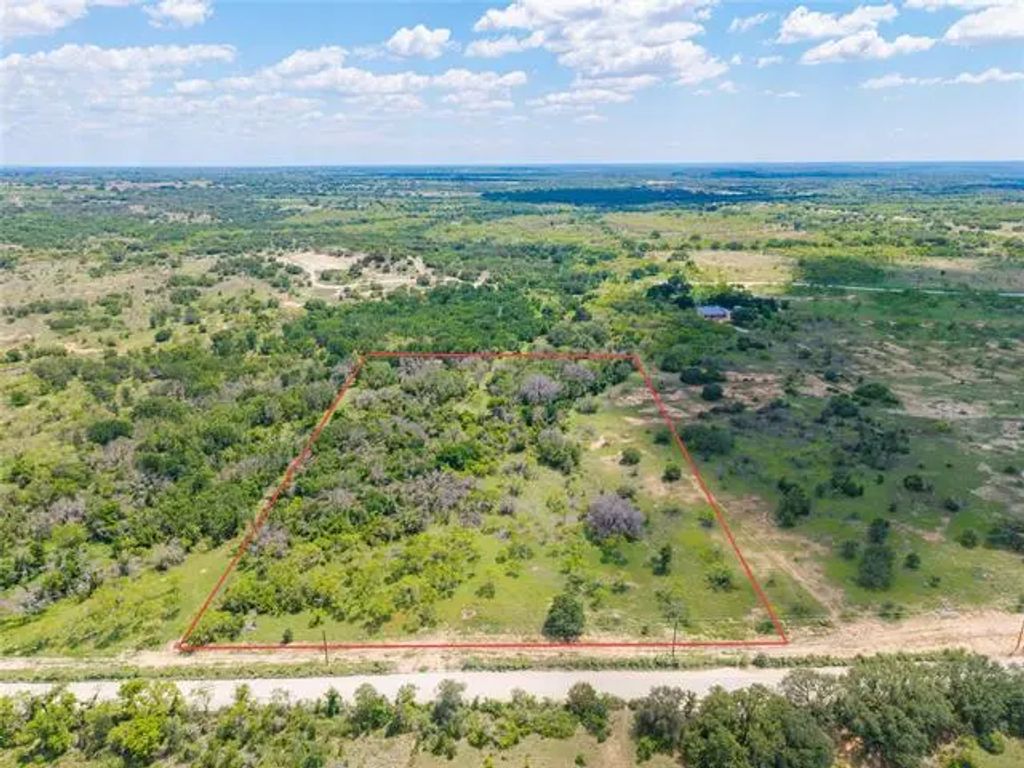 8548 County Road 332, Blanket