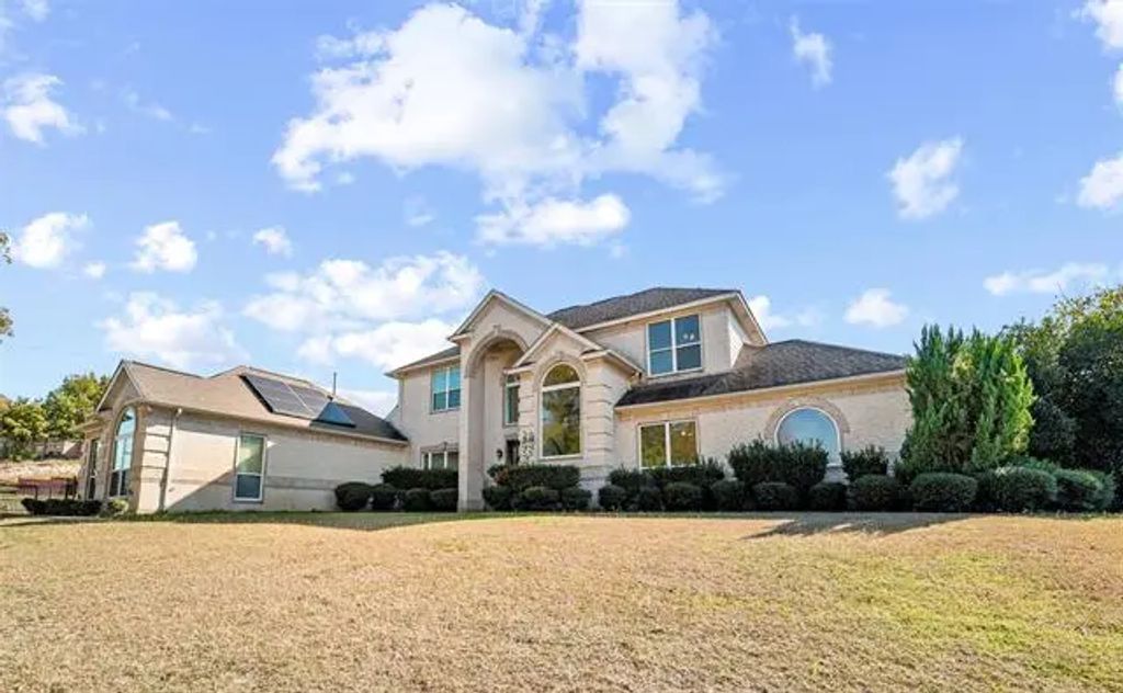 10601 Pack Saddle Trail, Fort Worth