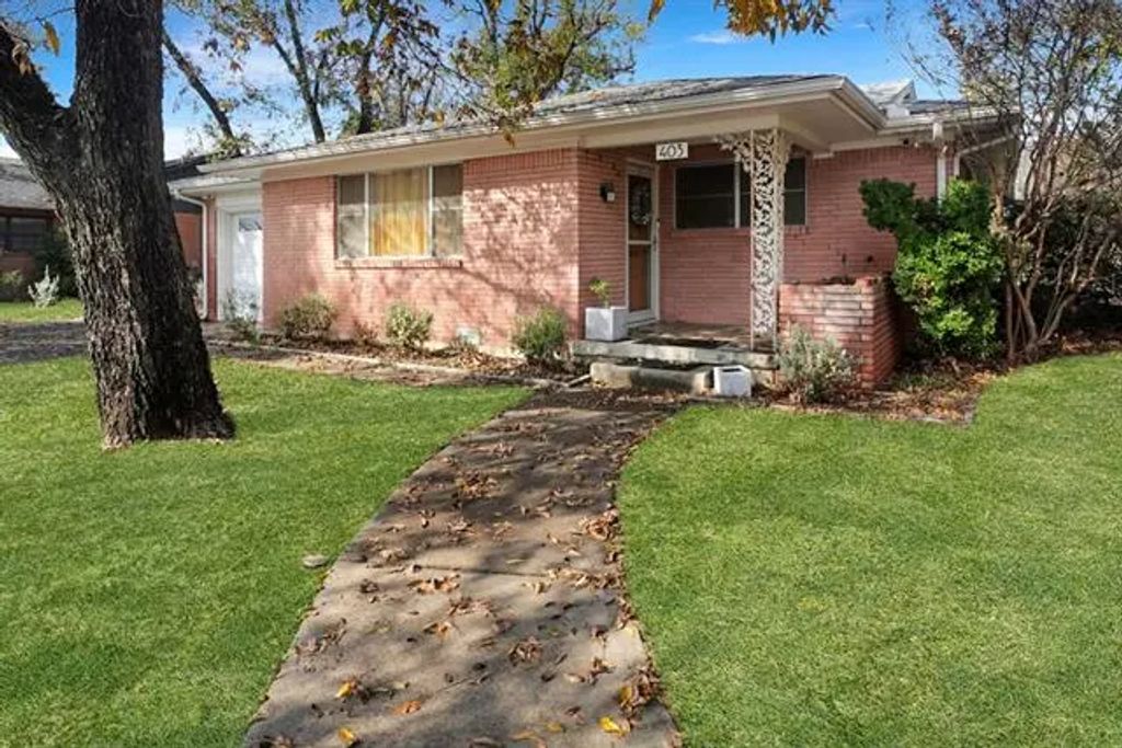 403 W Tarleton Street, Stephenville