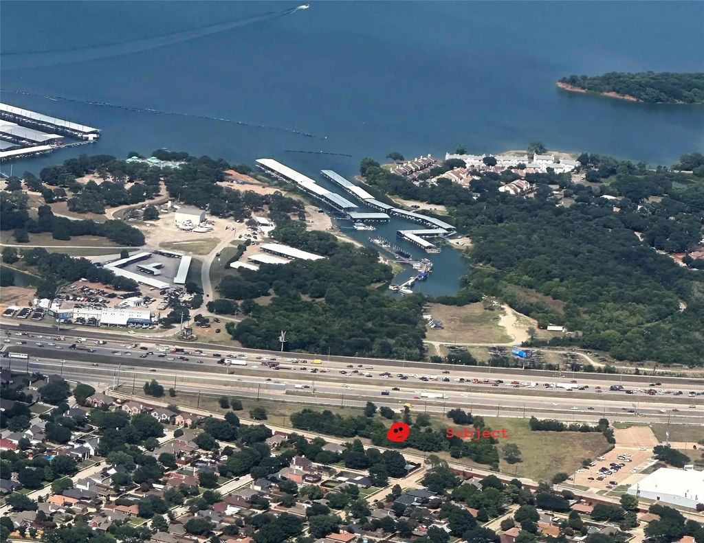 N Stemmons Freeway, Lewisville