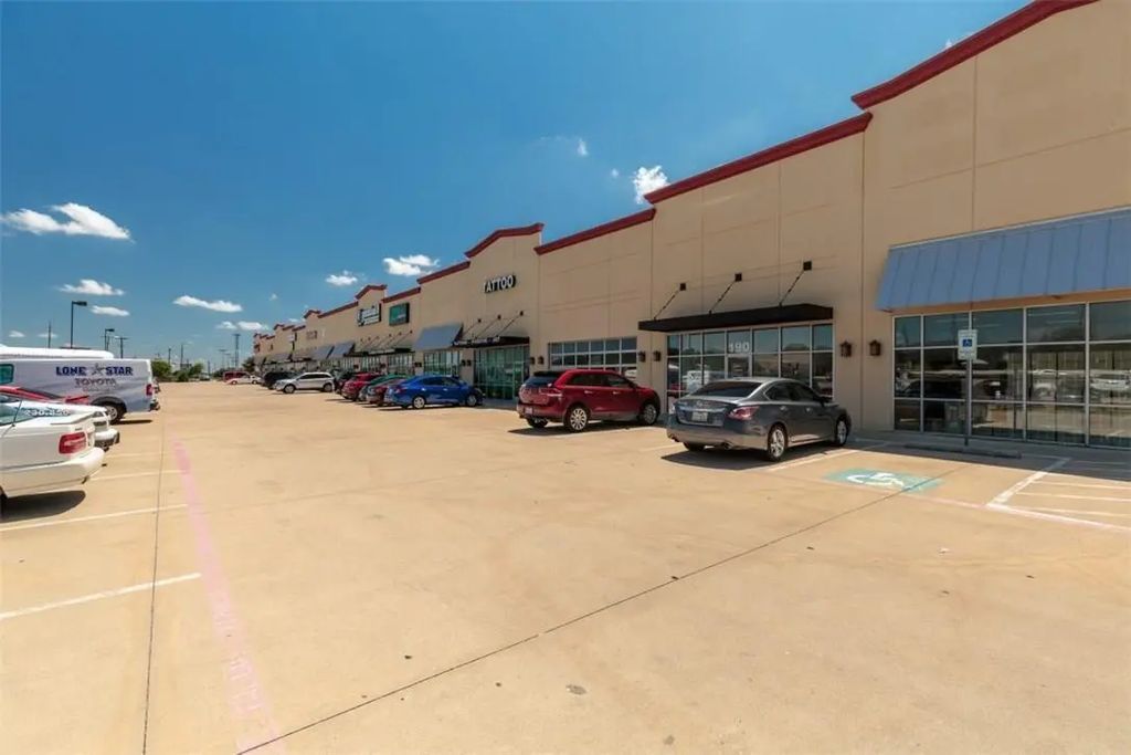 5970 Park Vista Circle 160, Fort Worth