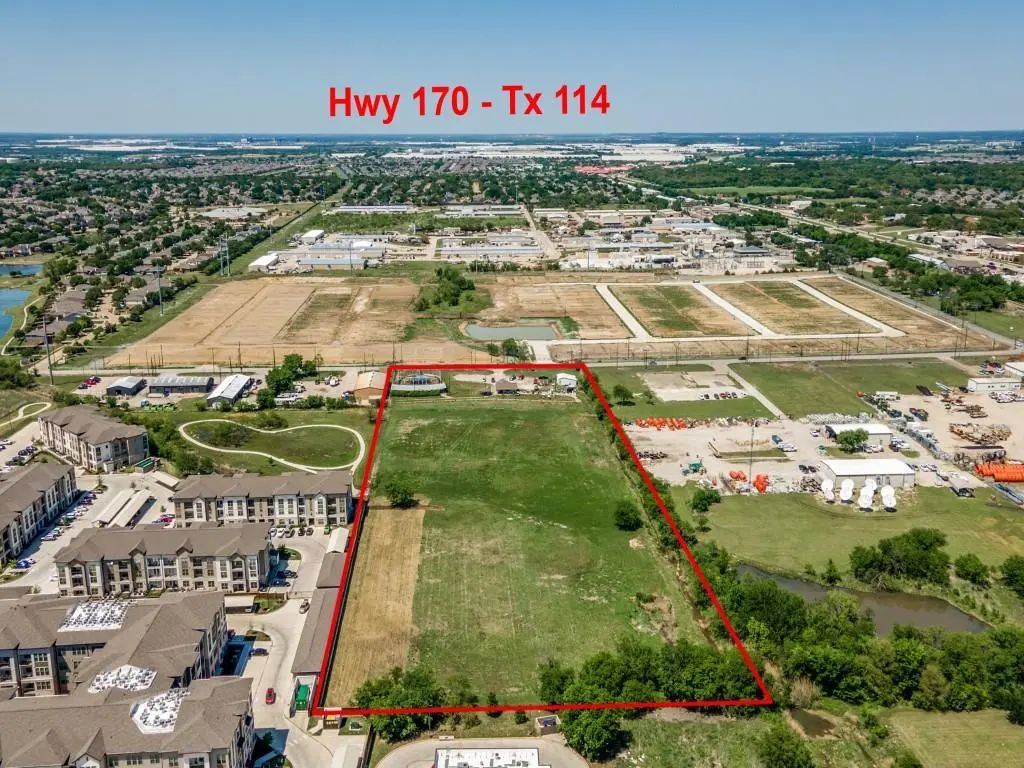 4720 Keller Hicks Road, Fort Worth