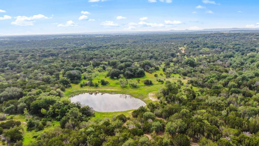 1435 Private Road 1129, Stephenville