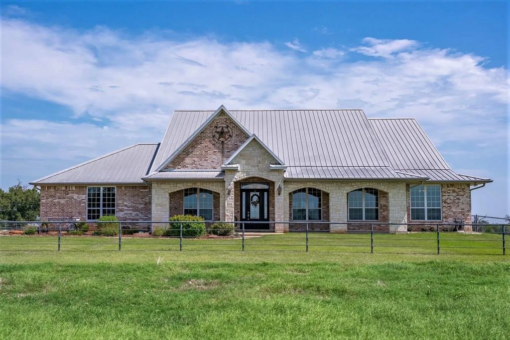 9208 Fm 17, Grand Saline