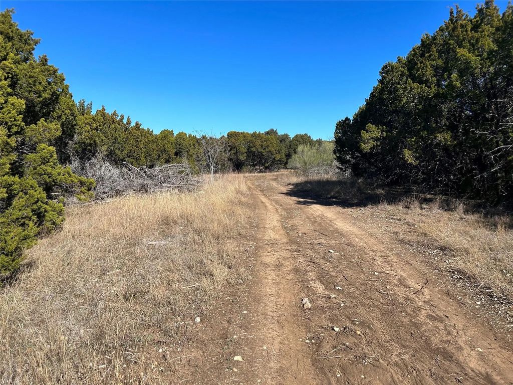 330 Fort Graham Road, Whitney