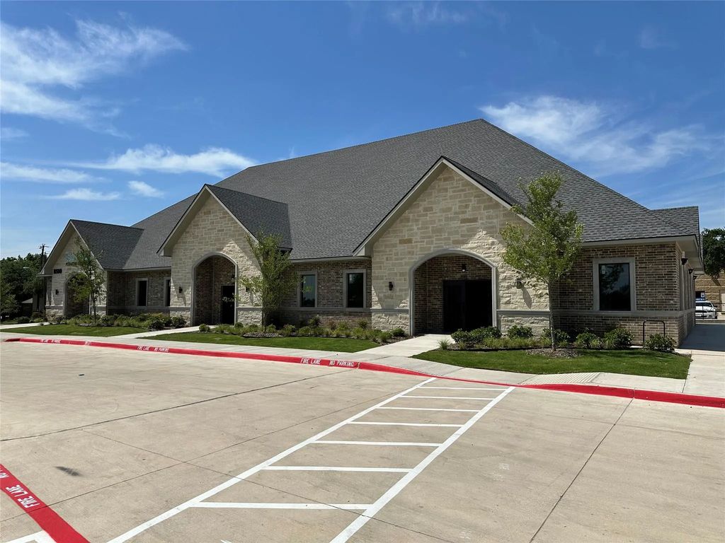 8590 Stonebrook Parkway, Frisco