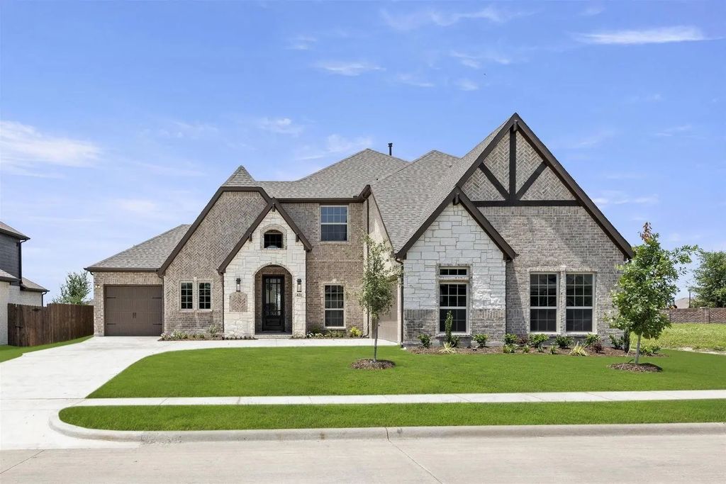 421 Curtiss Drive, Fate