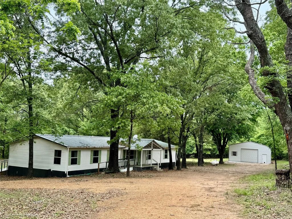 21179 Standridge E, Atoka
