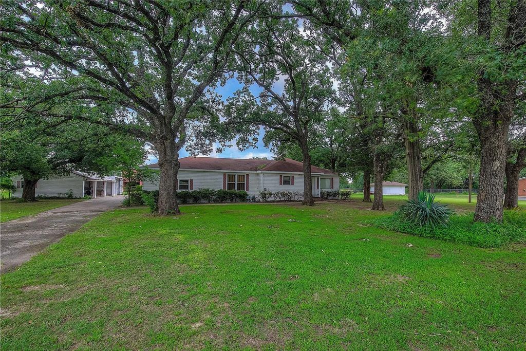 7209 Hackberry Drive, Greenville