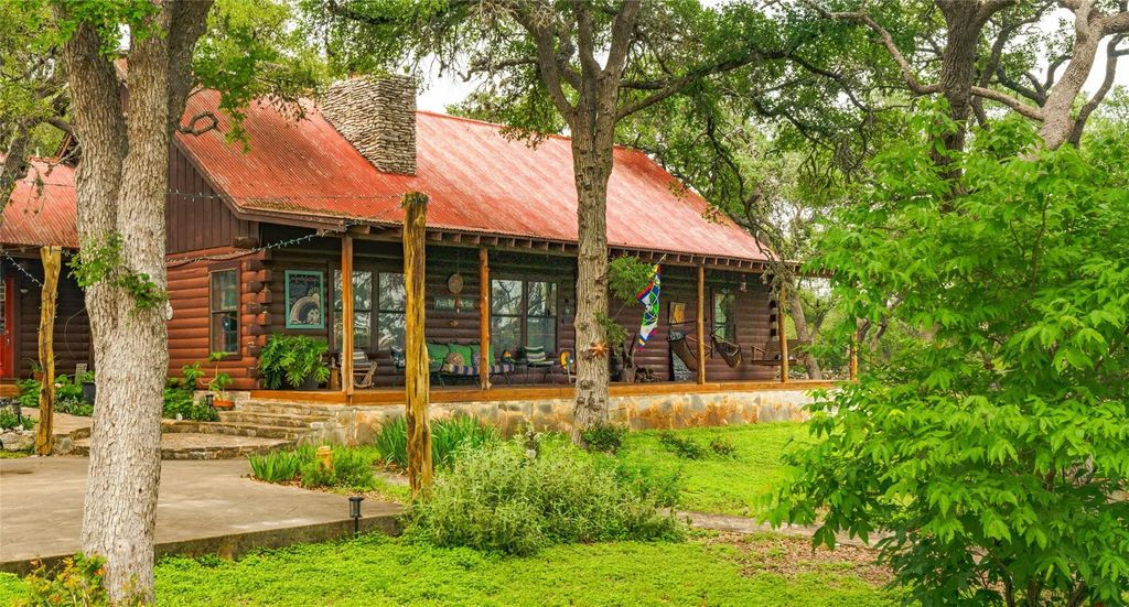 1218 Oakwood Loop, San Marcos