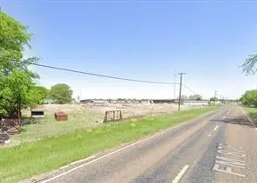 Tbd Fm-876, Waxahachie