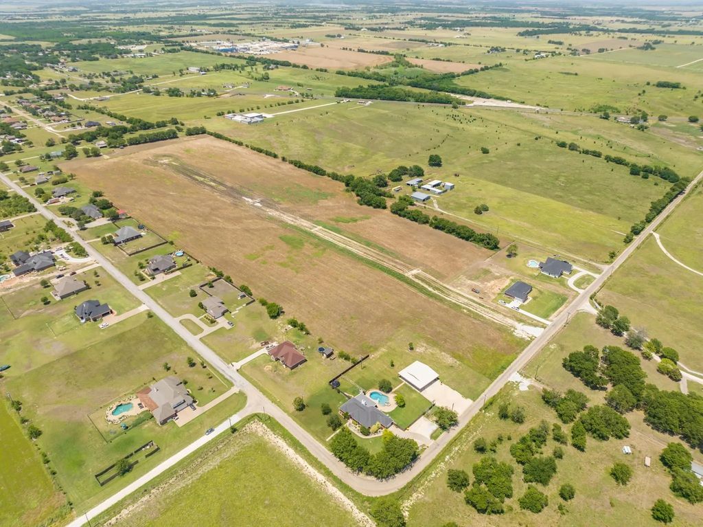 Tbd - High Point Drive, Hillsboro