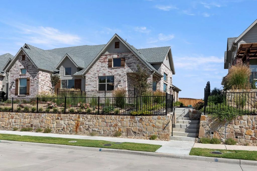 12612 Audubon Trail, Rowlett