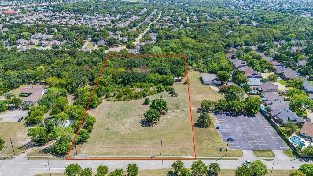 2120 W Sublett Road, Arlington