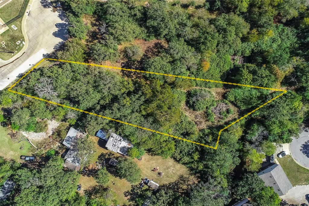 1108 Altman Drive, Arlington