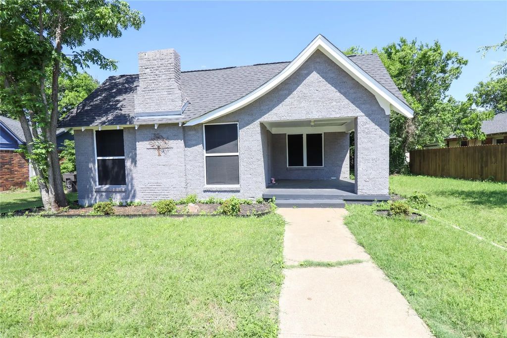 2208 N Sylvania Avenue, Fort Worth