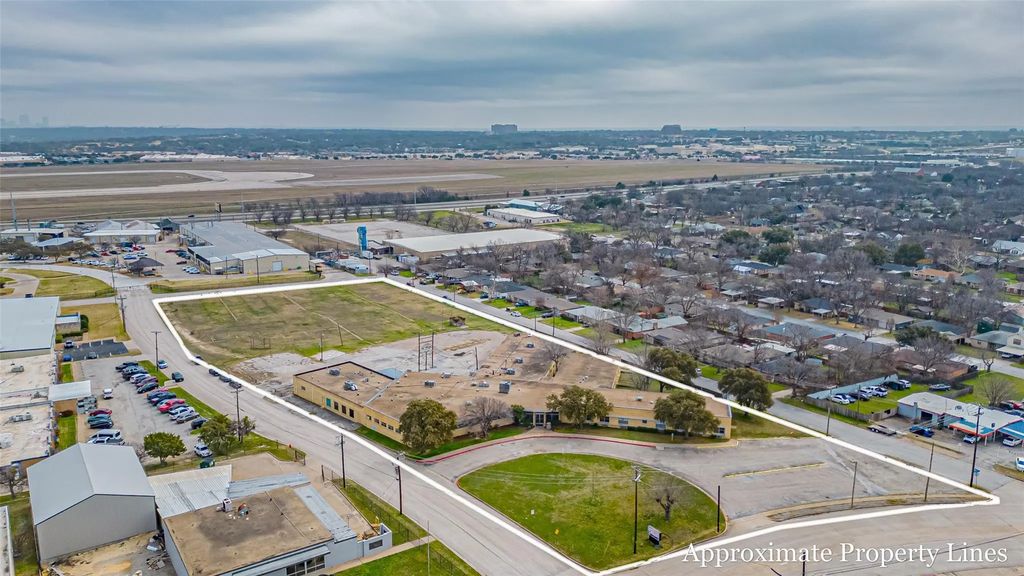 701 S Cherry Lane, White Settlement