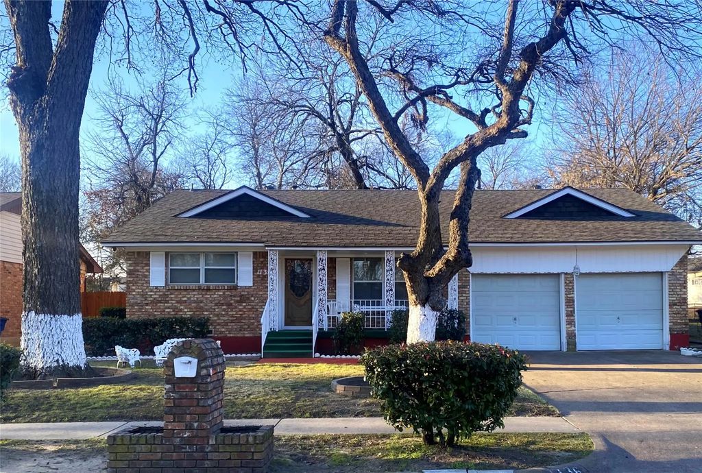 1136 E Five Mile Parkway, Dallas