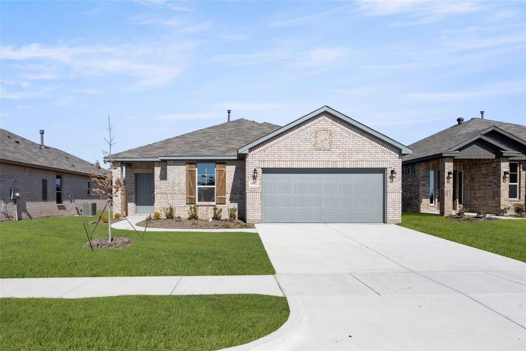 1902 Cheyenne Drive, Cleburne