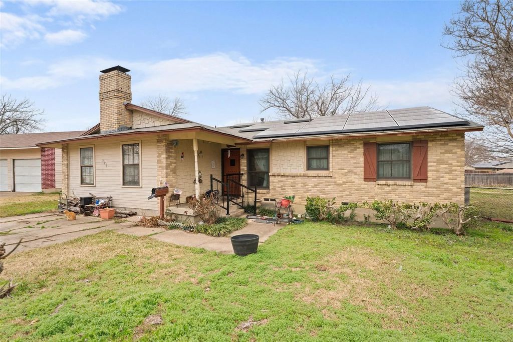 221 Caraway Drive, Mesquite