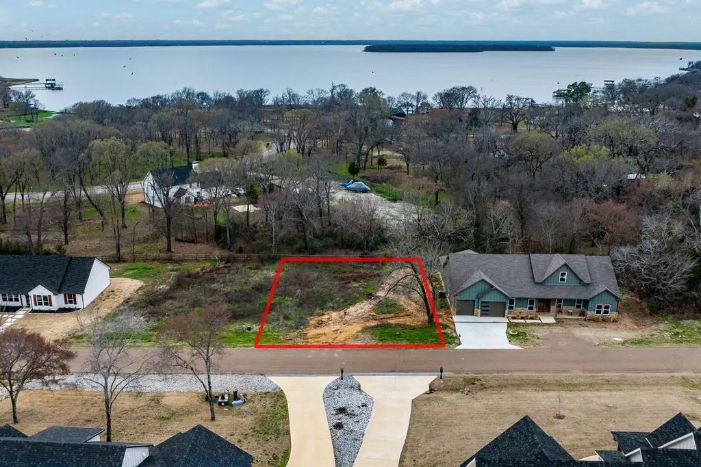 202 Splitrail Drive, Mabank