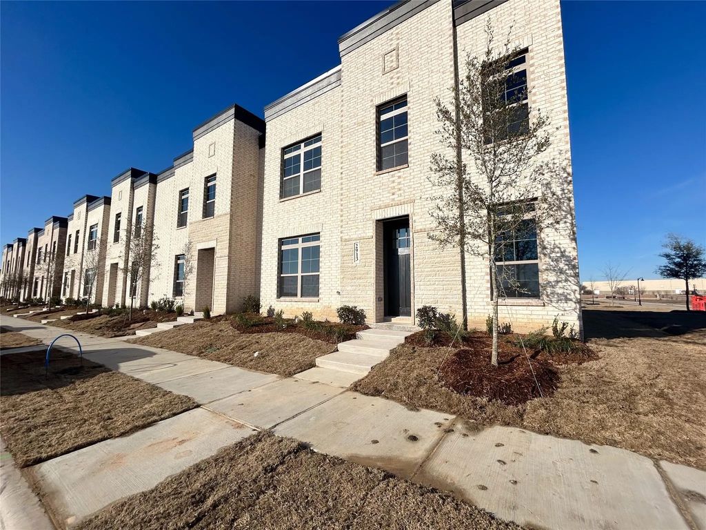 2909 Ali Drive, Waxahachie