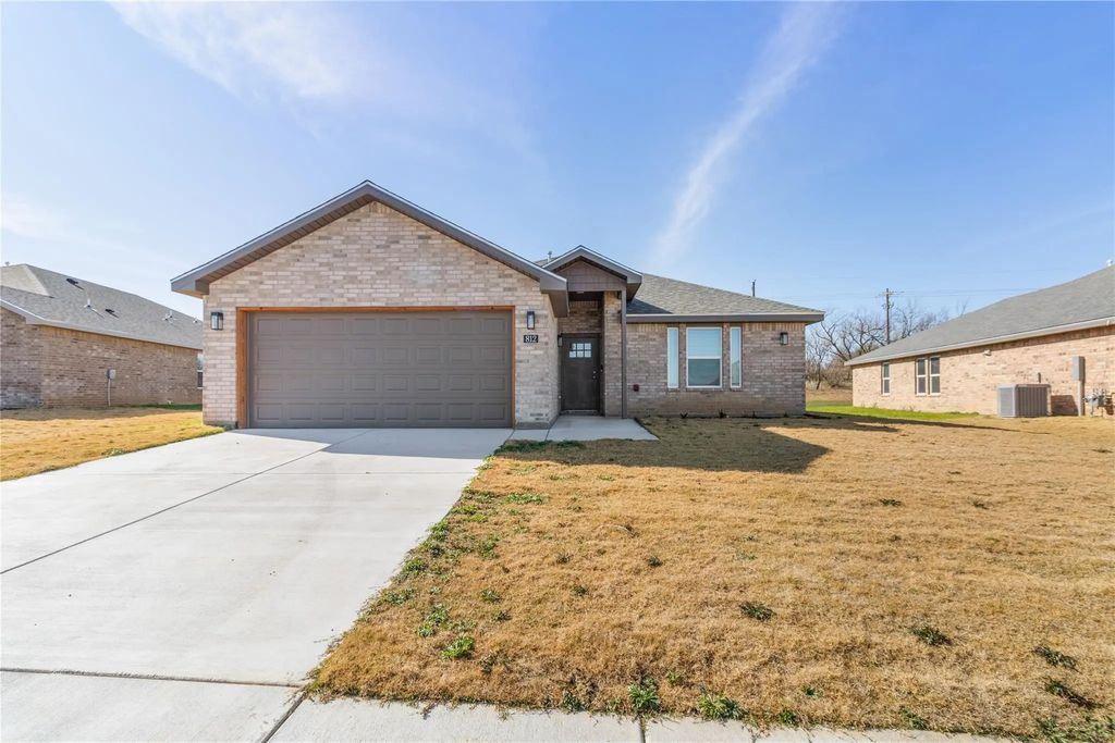 812 Bella Boulevard, Coleman
