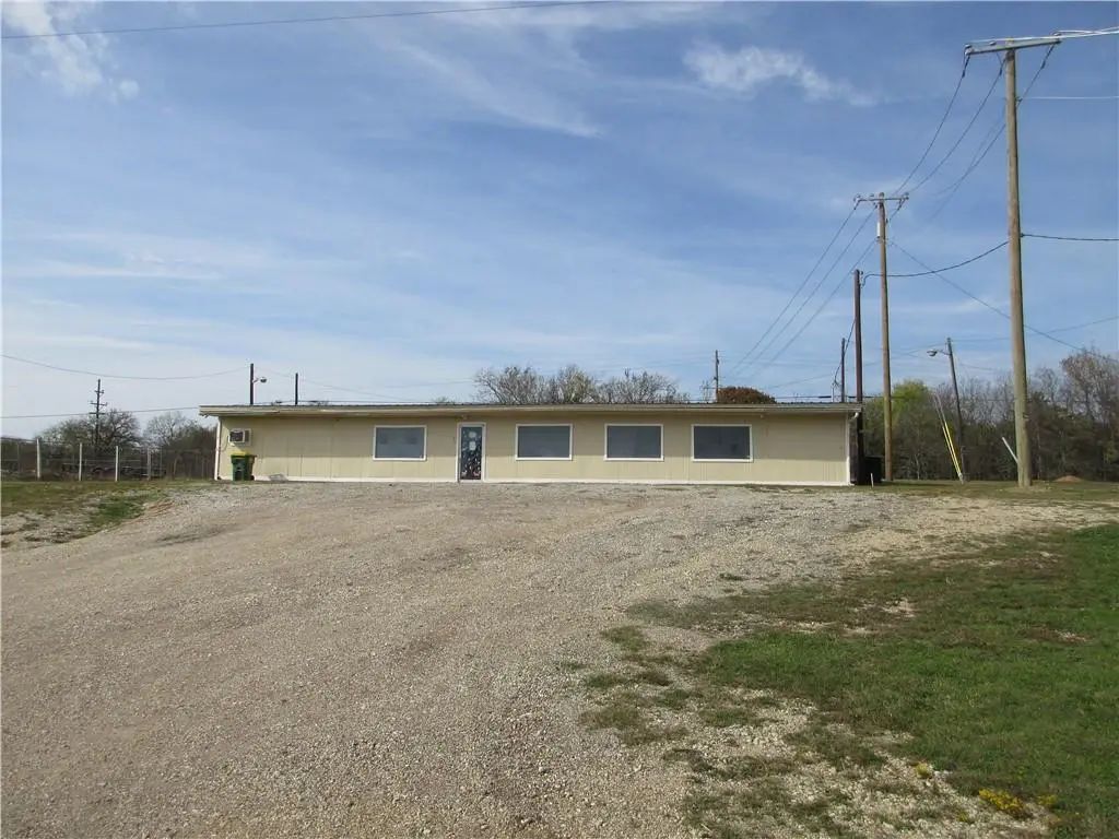 721 N. Bus Hwy 6 Highway 1, Marlin
