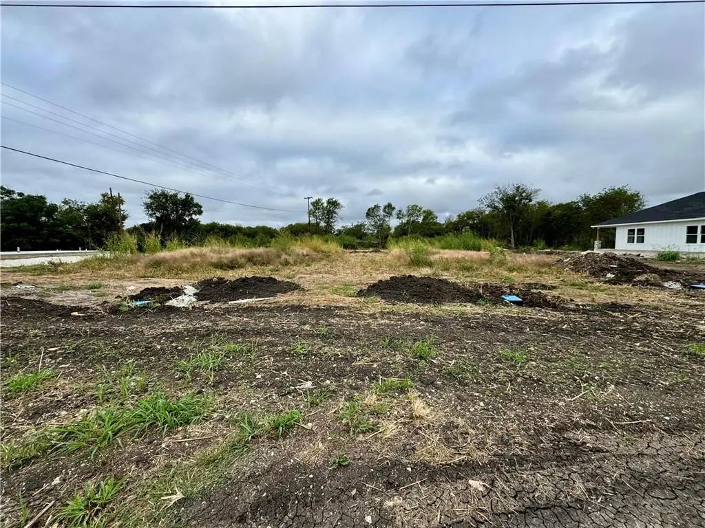 Lot 3 - 140 Ave B, Moody