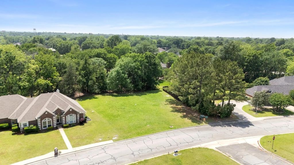 1000 Legend Avenue, Bonham
