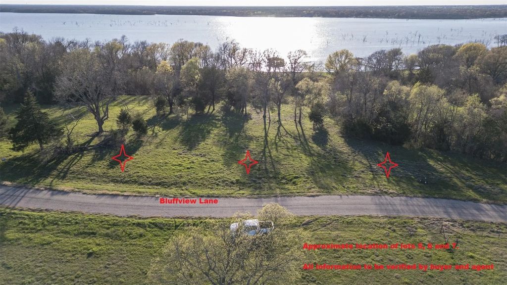 2051 Bluffview Lane, Lone Oak