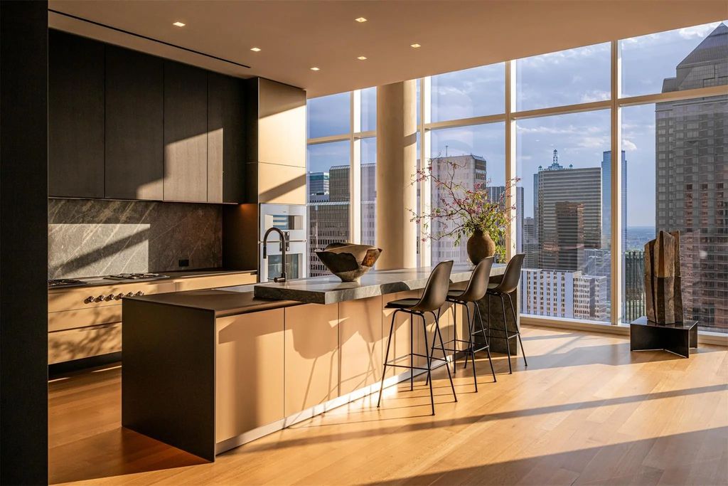 1747 Leonard Street 2601, Dallas