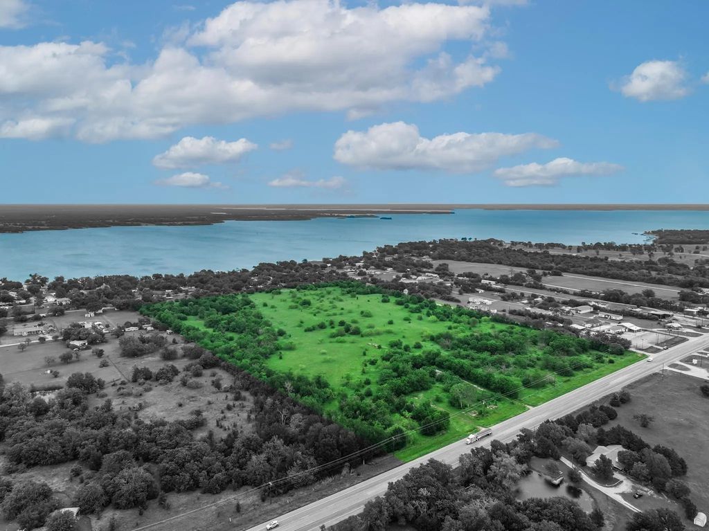 3206 E Quinlan Parkway, Quinlan