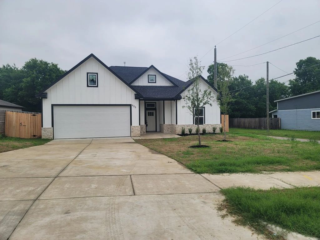 625 Atlanta Street, Fort Worth
