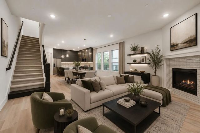 444 Waters Edge Drive 721, Hickory Creek