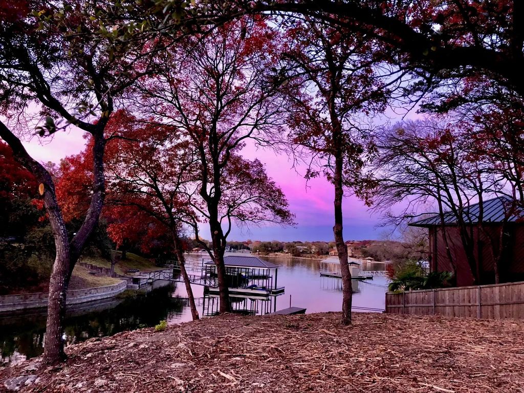 4208 Shore Front Drive, Fort Worth