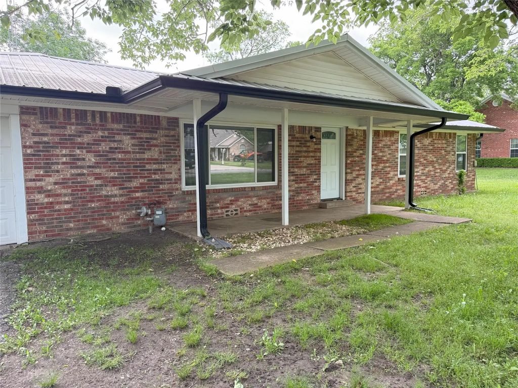 494 Lannius Road, Dodd City
