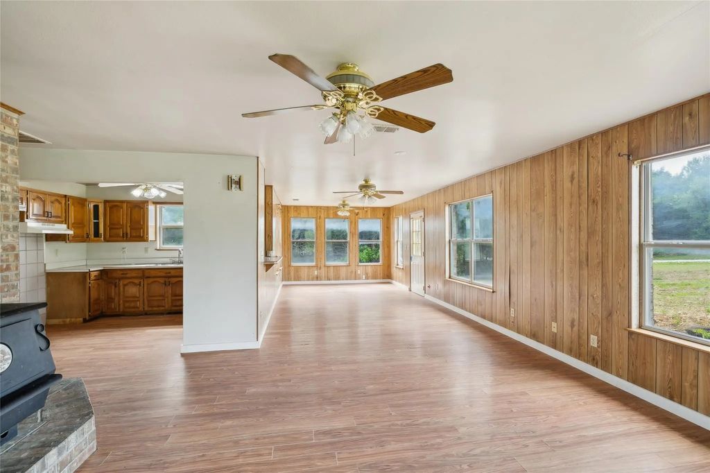 37 Busby Lane, Bells