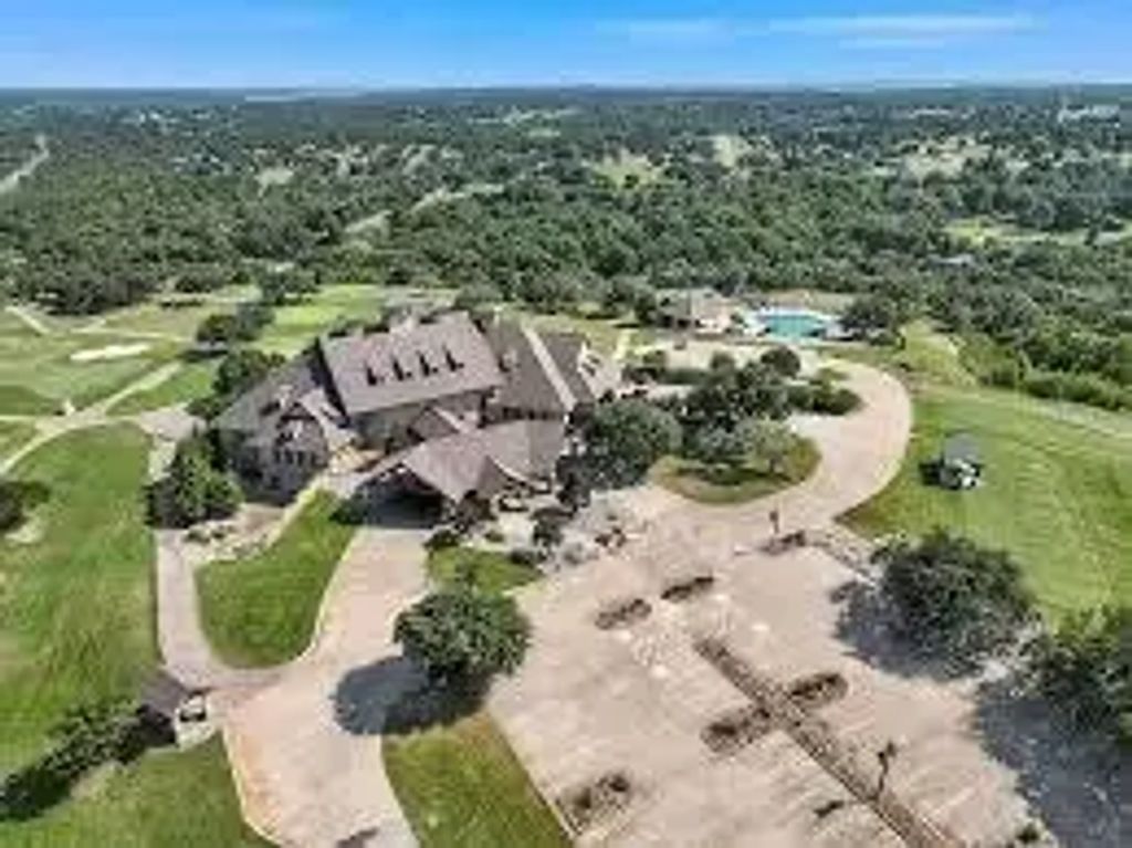 7340 Saint Augustine Drive, Cleburne