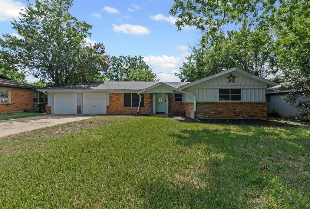 3312 Henry Drive, Richland Hills