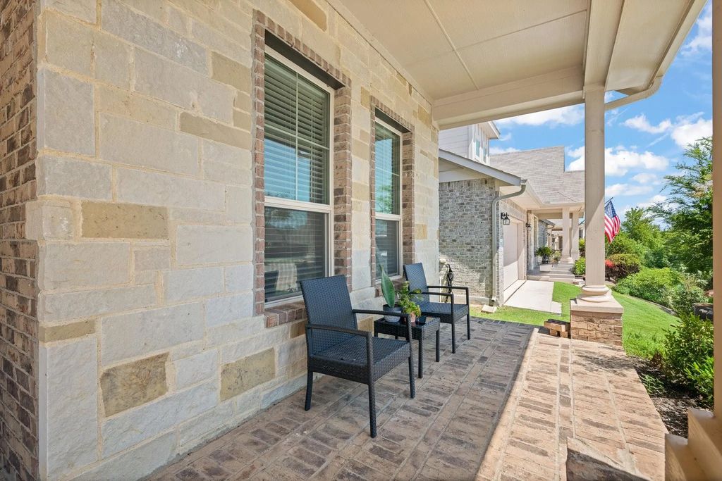 5709 Round Hill Road, Denton