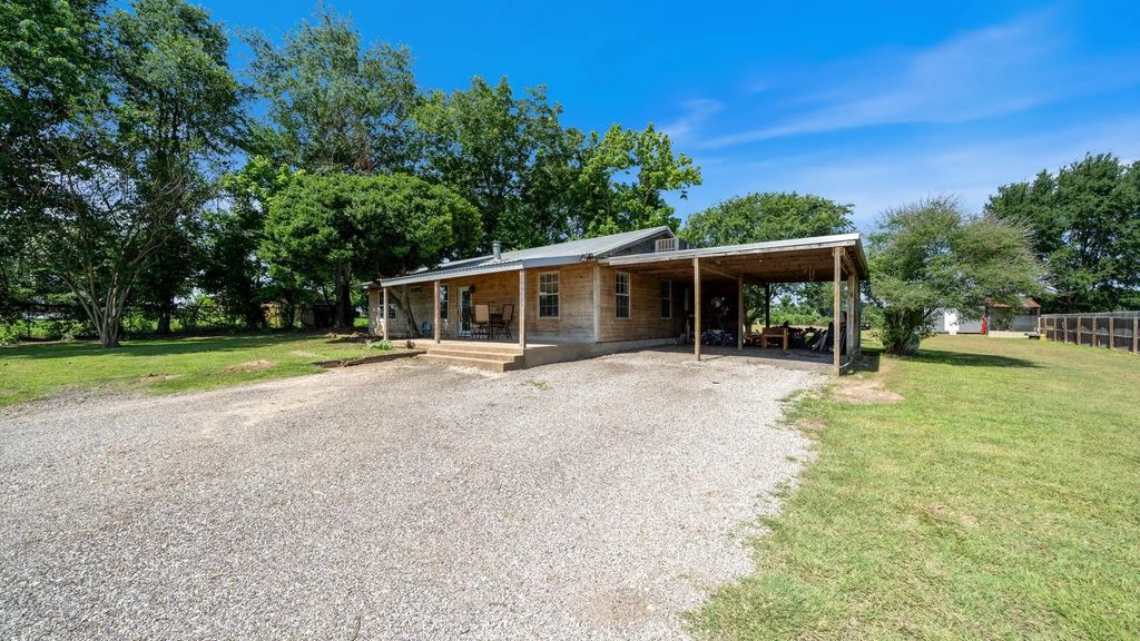 29080 State Highway 19 N, Athens