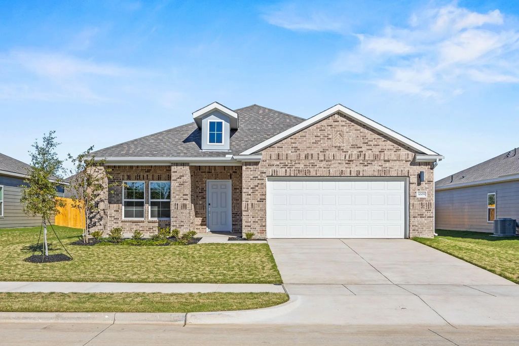 1009 Park Oak Lane, Crowley