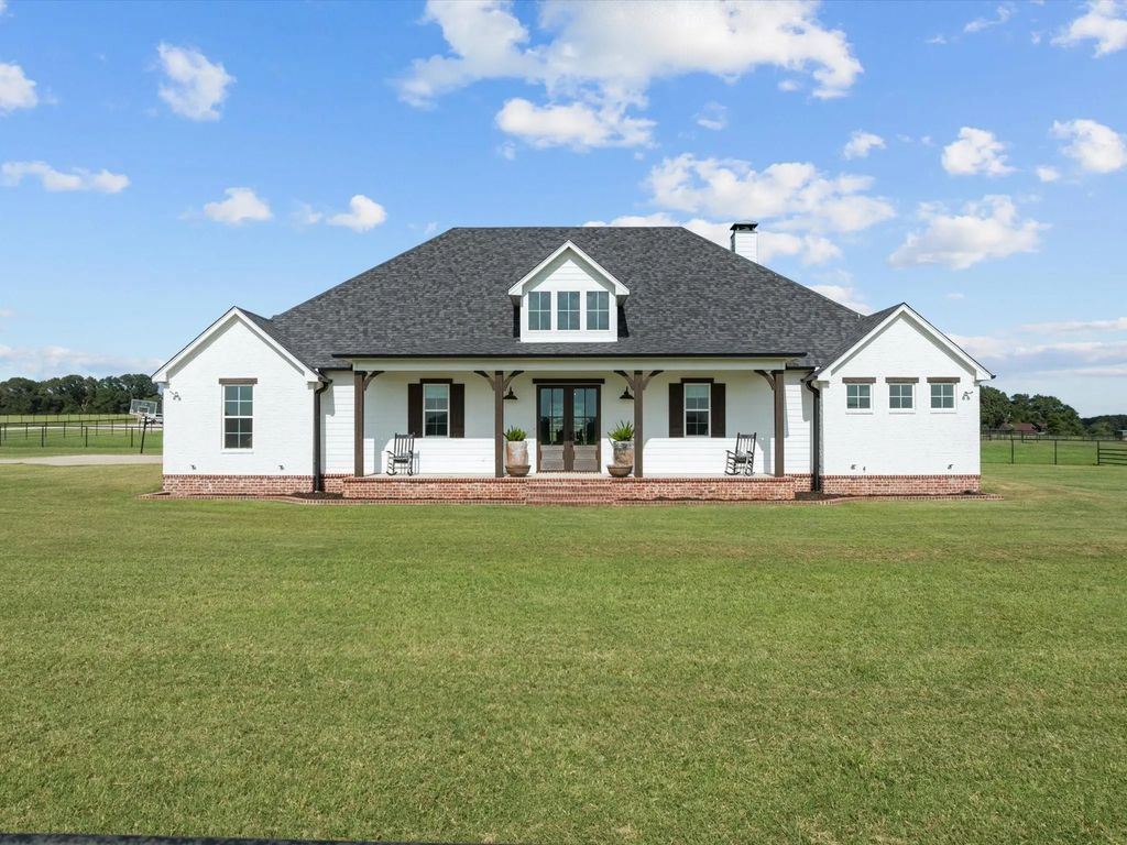 15152 County Road 426, Lindale